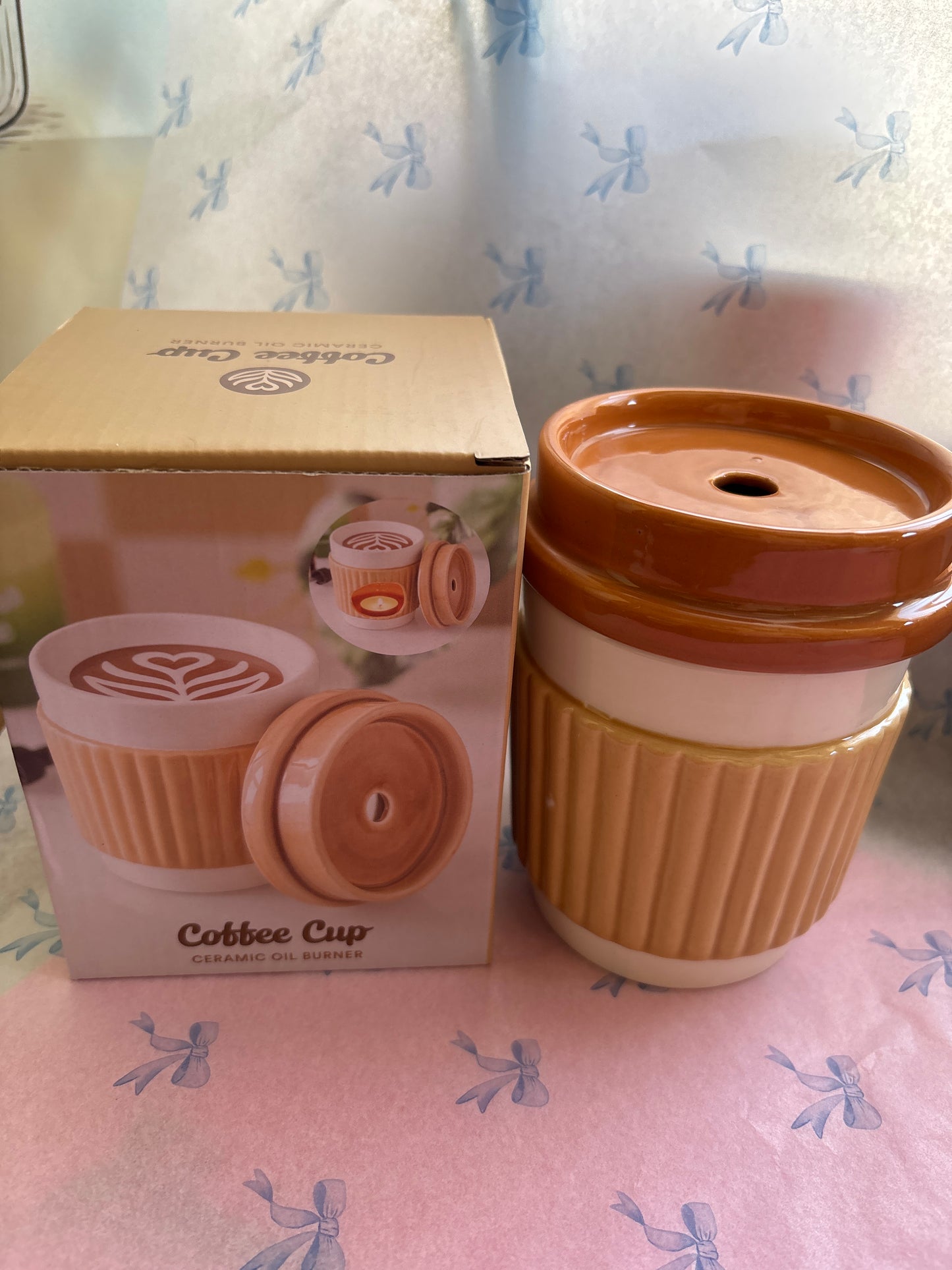 COFFEE CUP OIL burner. Lovely design. Ideal for any kitchen area