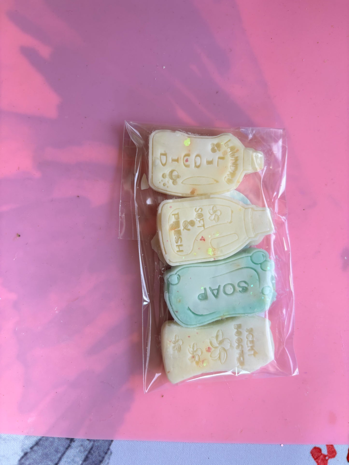 Mega Wax Melt Bundle — 20 Melts, Endless Fragrance